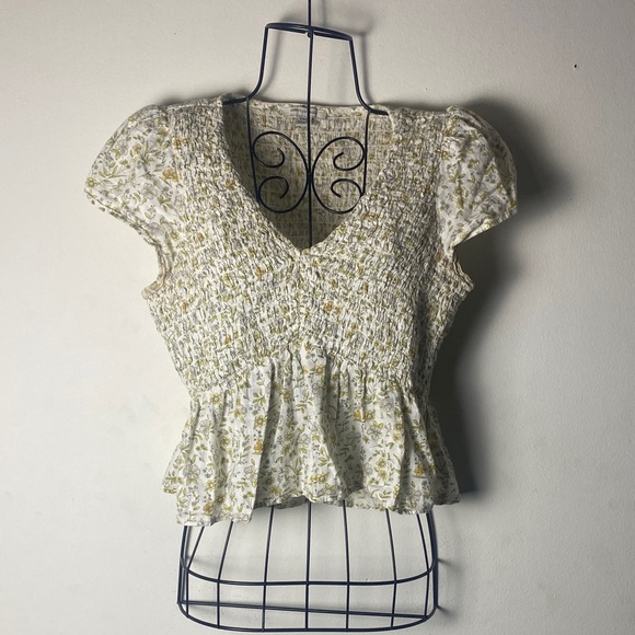 American Eagle Outfitters Tops - American Eagle Outfitters Cream Floral Blouse